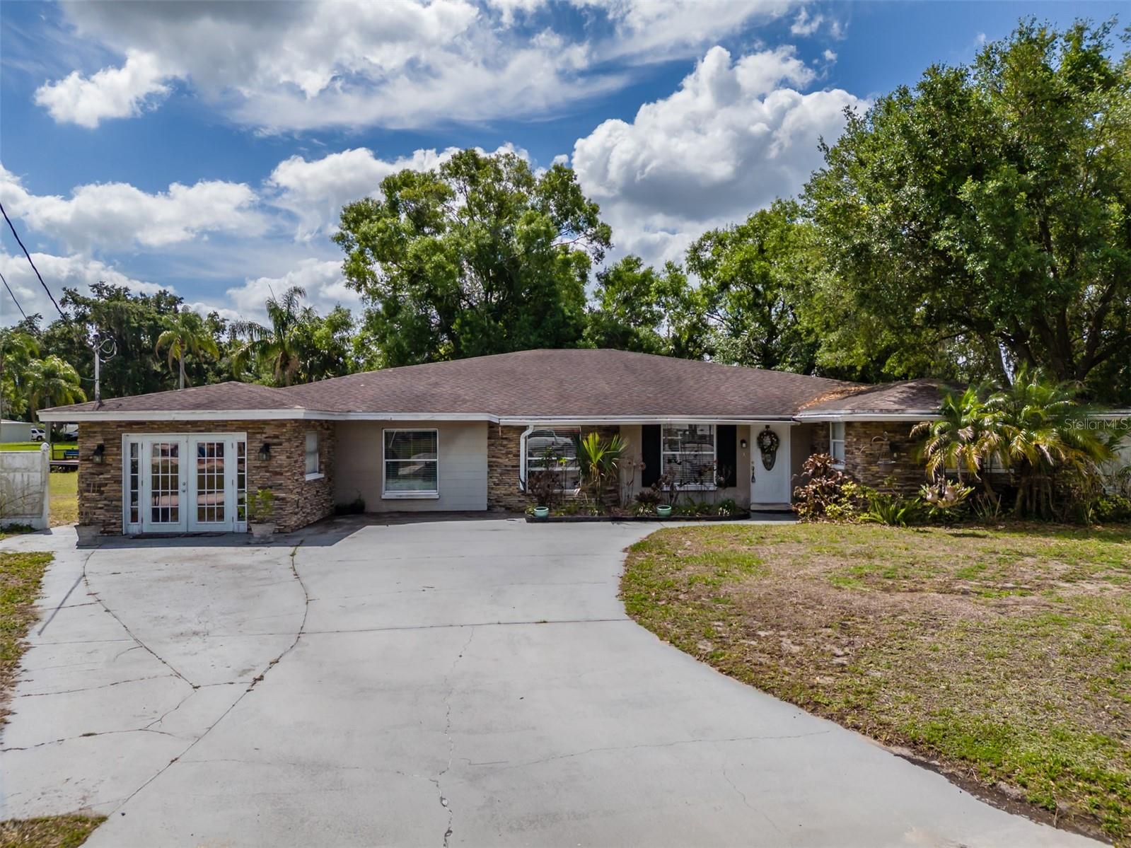 Details for 18853 Tracer Drive, LUTZ, FL 33549