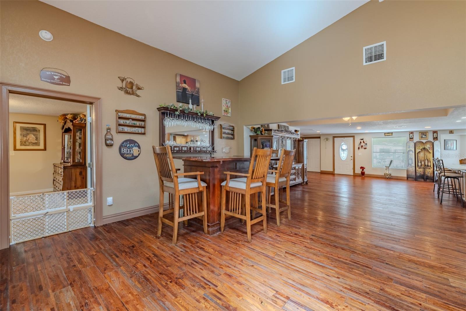 Image 13 of 39 For 18853 Tracer Drive