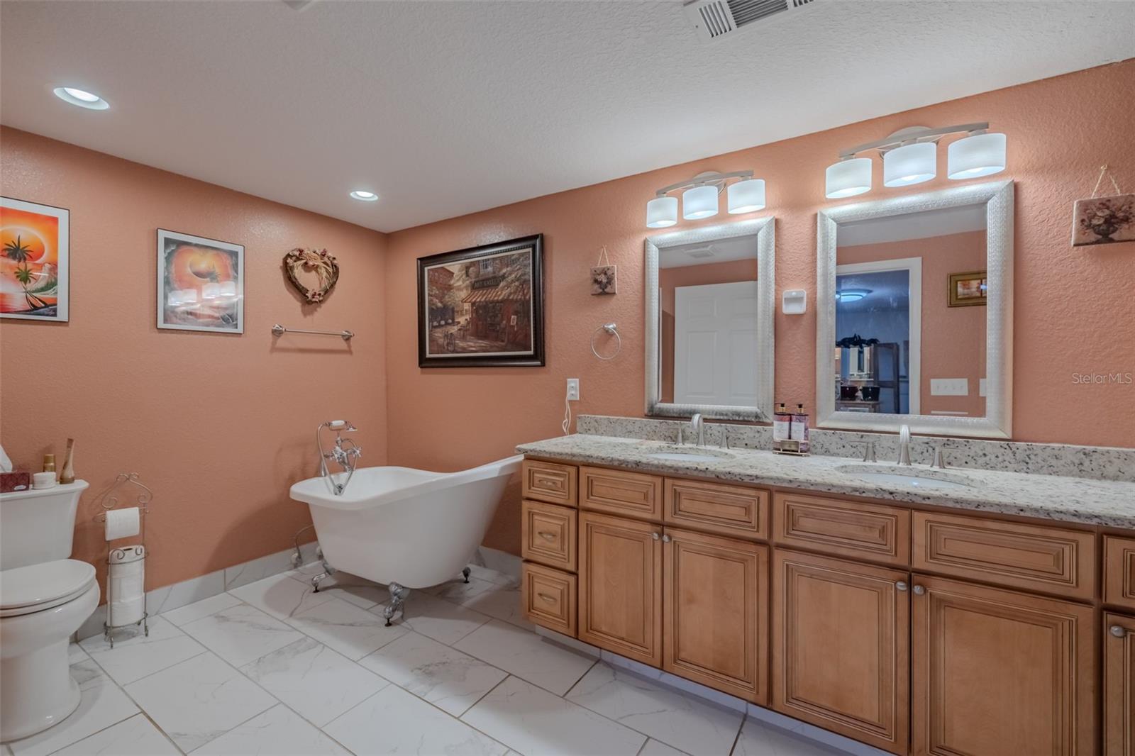 Image 22 of 39 For 18853 Tracer Drive