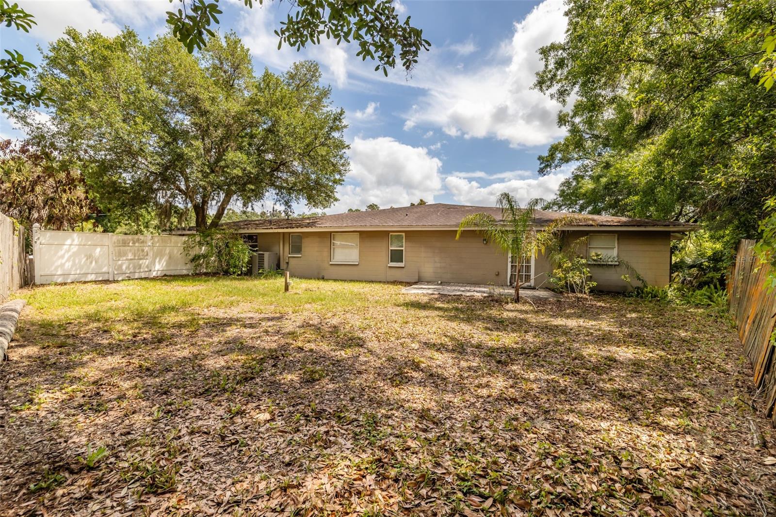 Image 28 of 39 For 18853 Tracer Drive