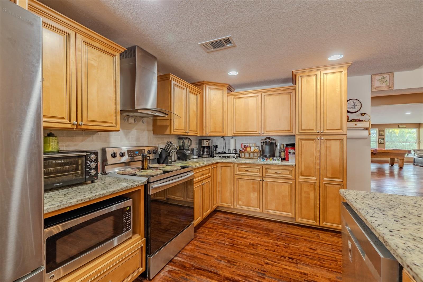 Image 7 of 39 For 18853 Tracer Drive