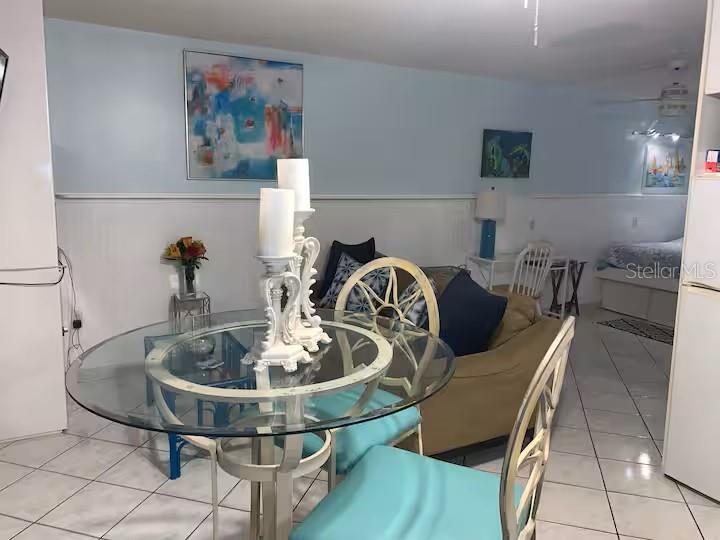 Image 14 of 33 For 800 Bayway Boulevard 26