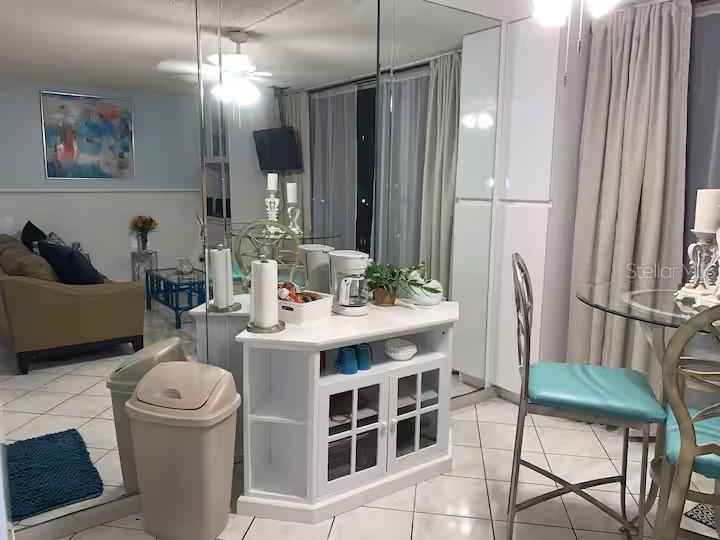 Image 9 of 33 For 800 Bayway Boulevard 26