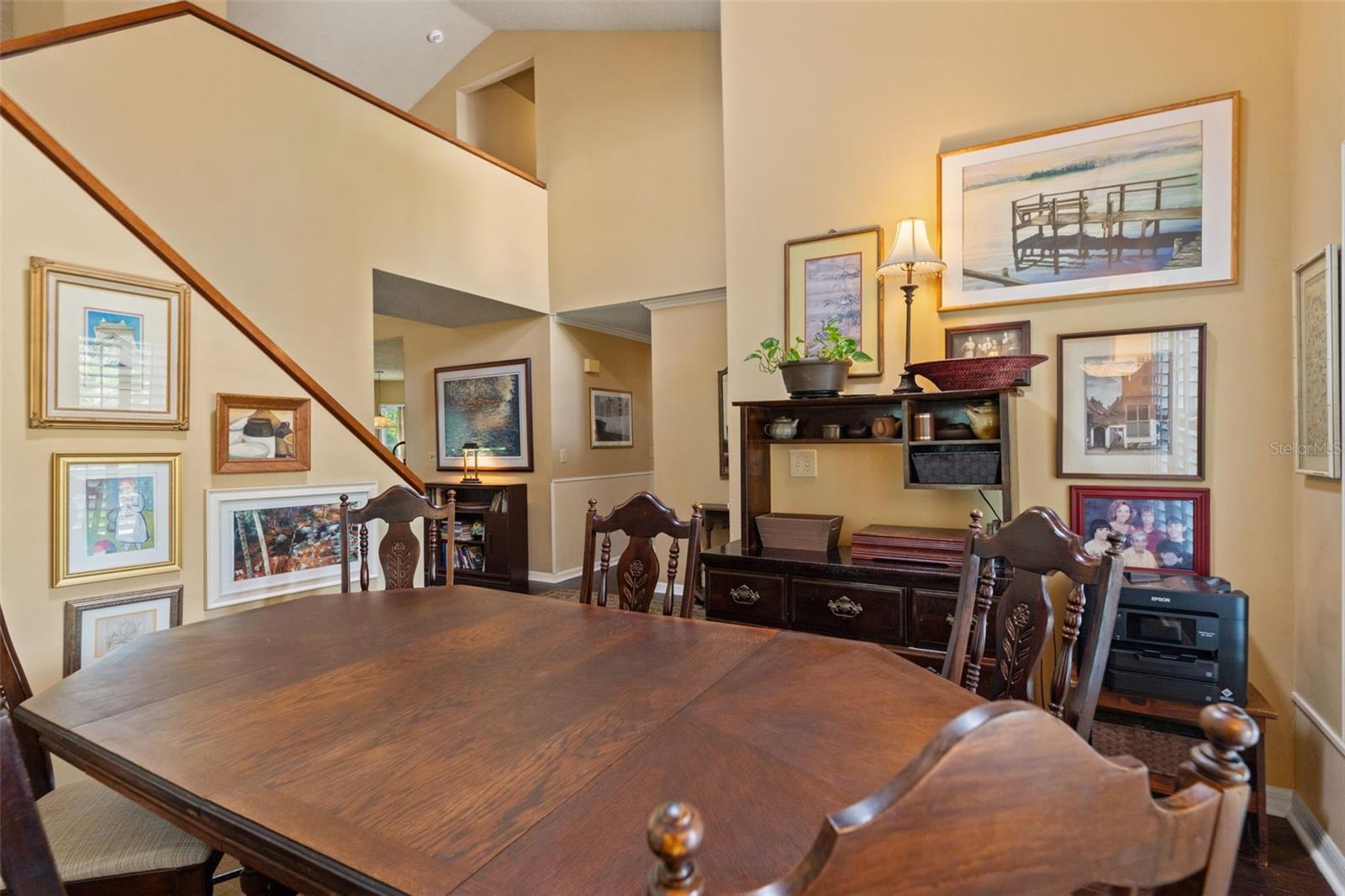 Listing photo id 10 for 16105 Cadbury Court