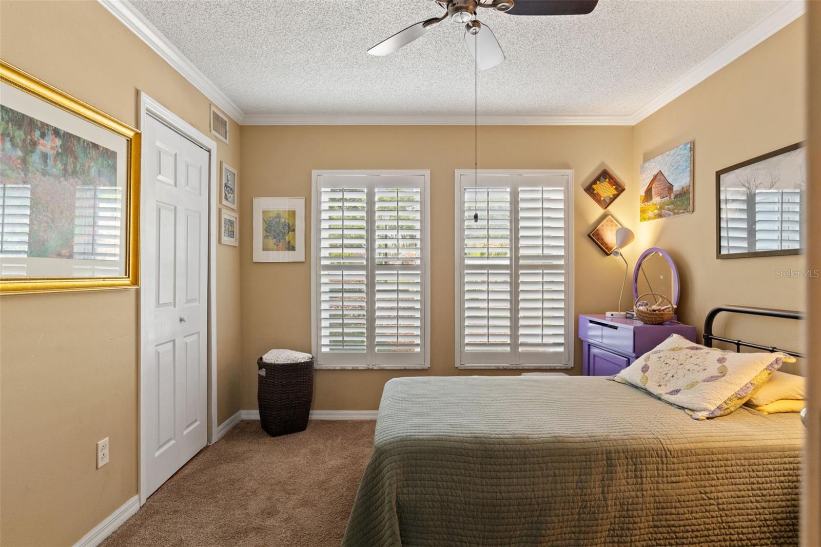 Listing photo id 24 for 16105 Cadbury Court