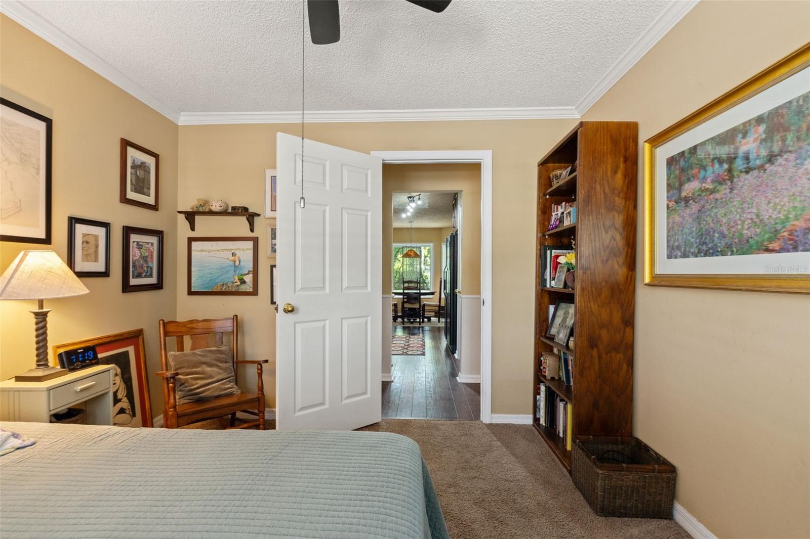 Listing photo id 25 for 16105 Cadbury Court