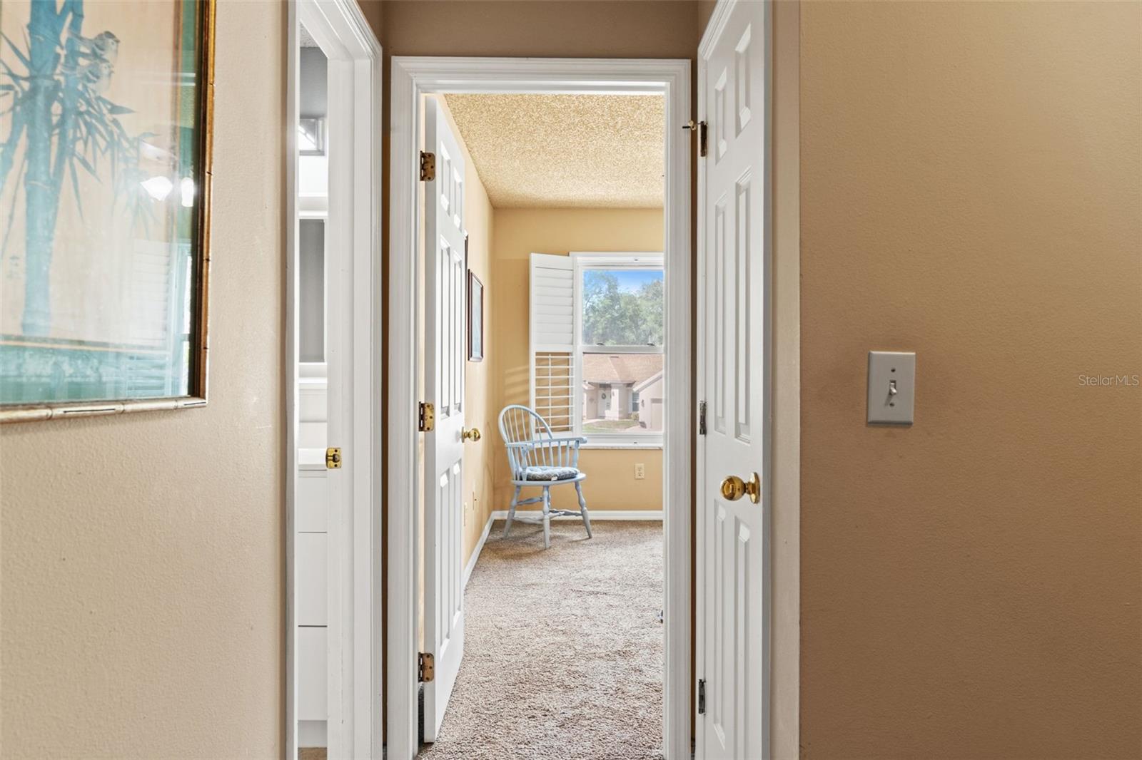 Listing photo id 37 for 16105 Cadbury Court