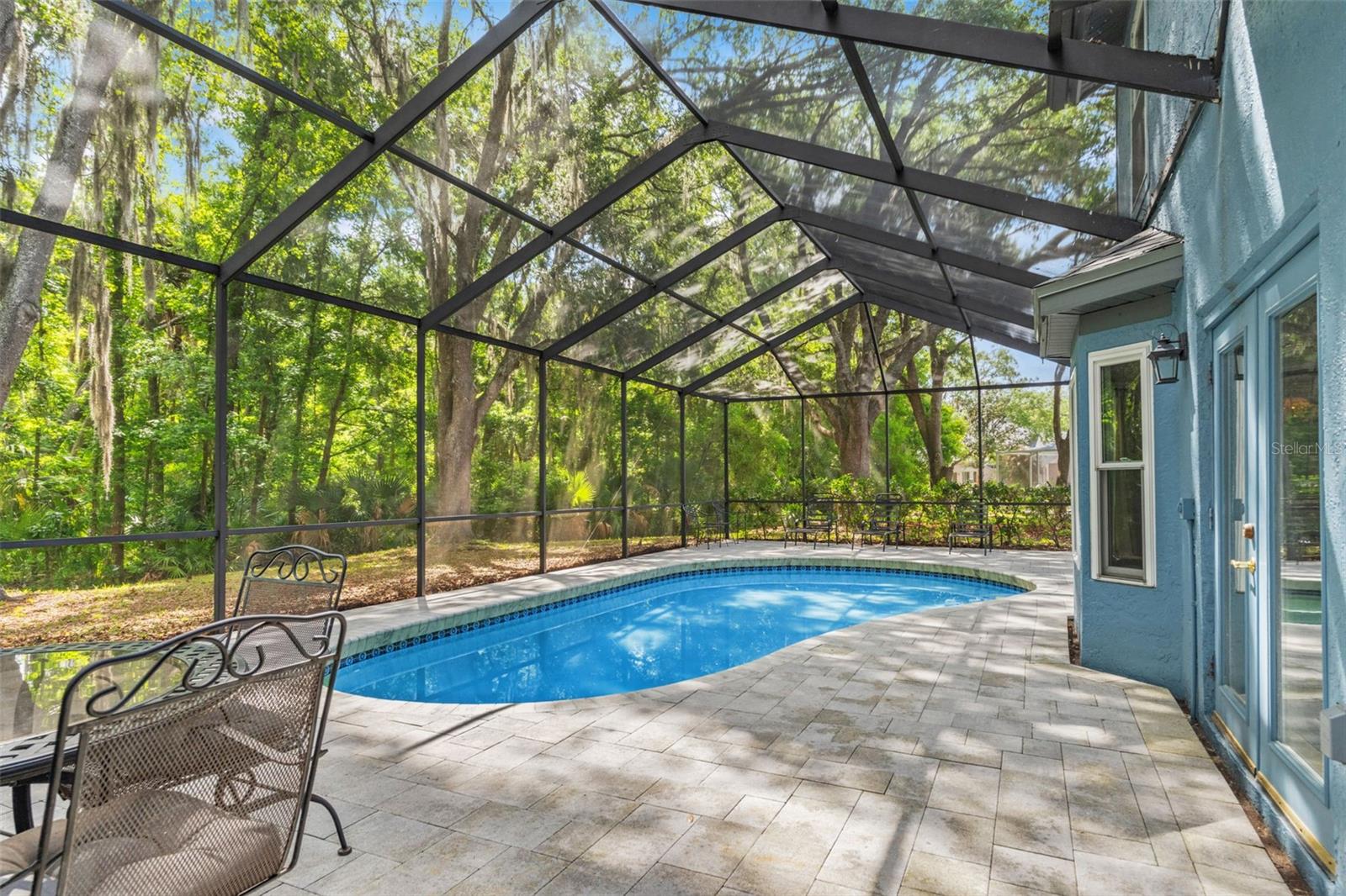 Listing photo id 42 for 16105 Cadbury Court