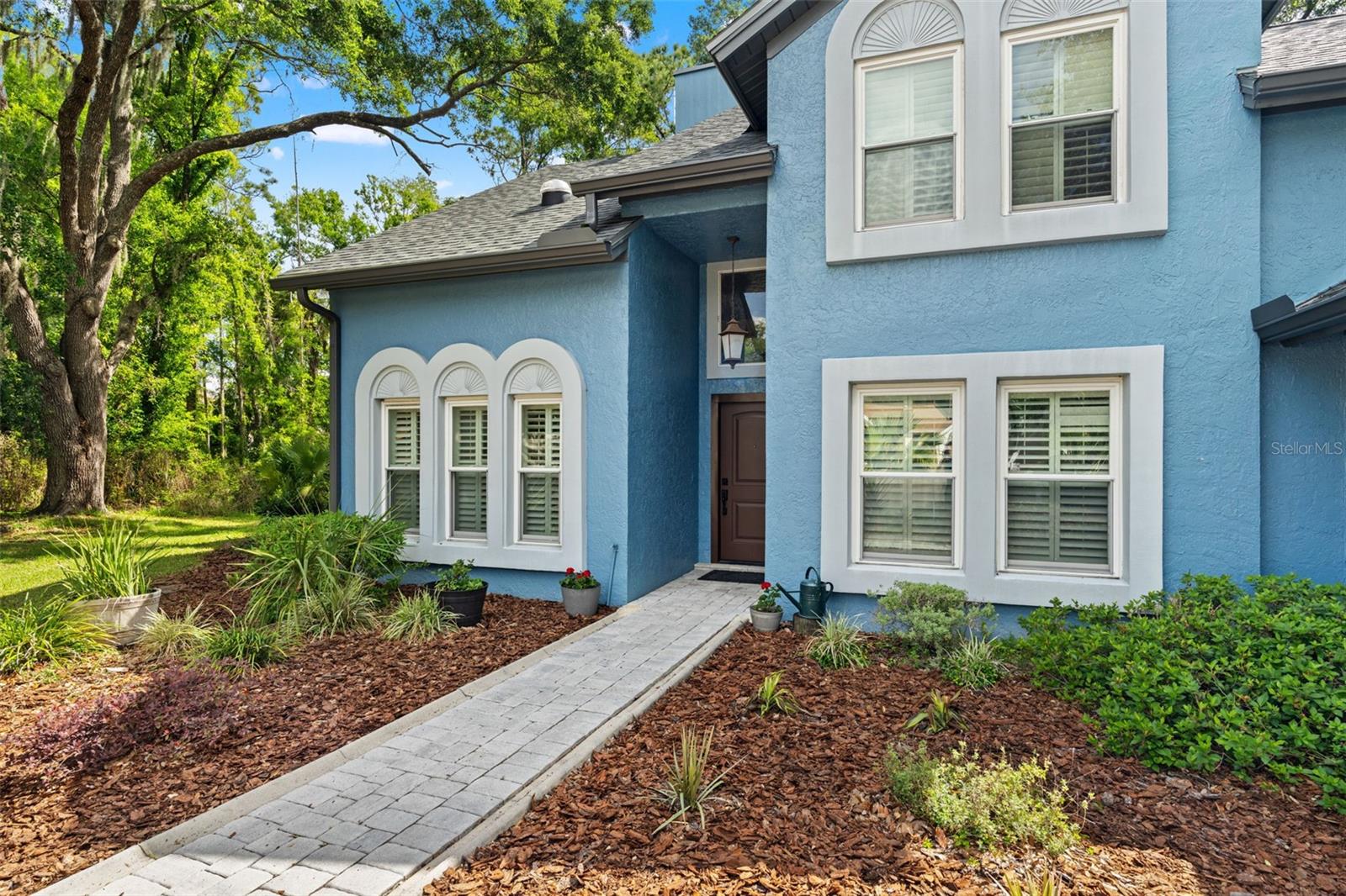 Listing photo id 4 for 16105 Cadbury Court