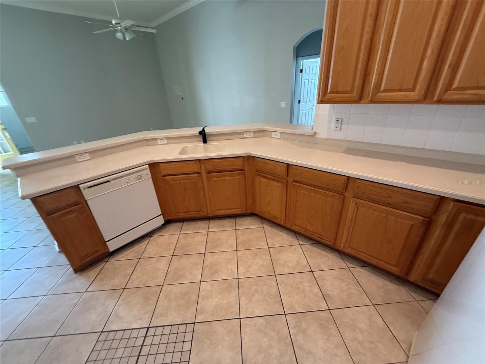 Image 8 of 24 For 3115 Red Lion Drive