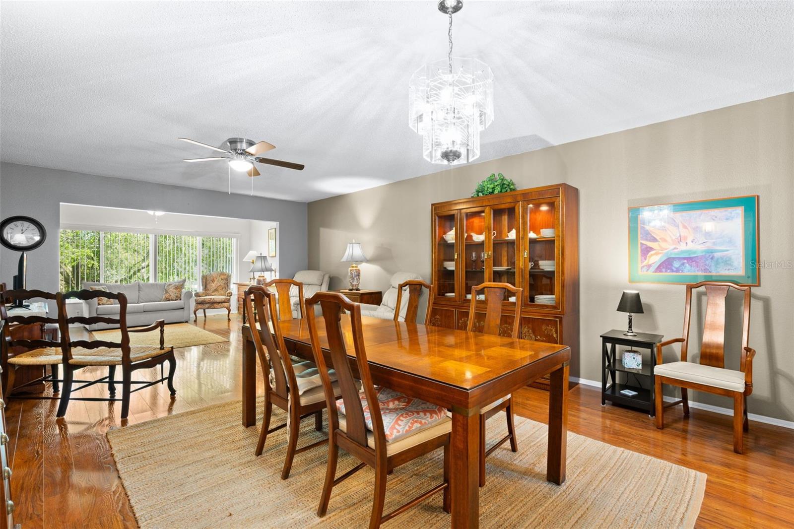 Image 19 of 38 For 2350 Haitian Drive 28