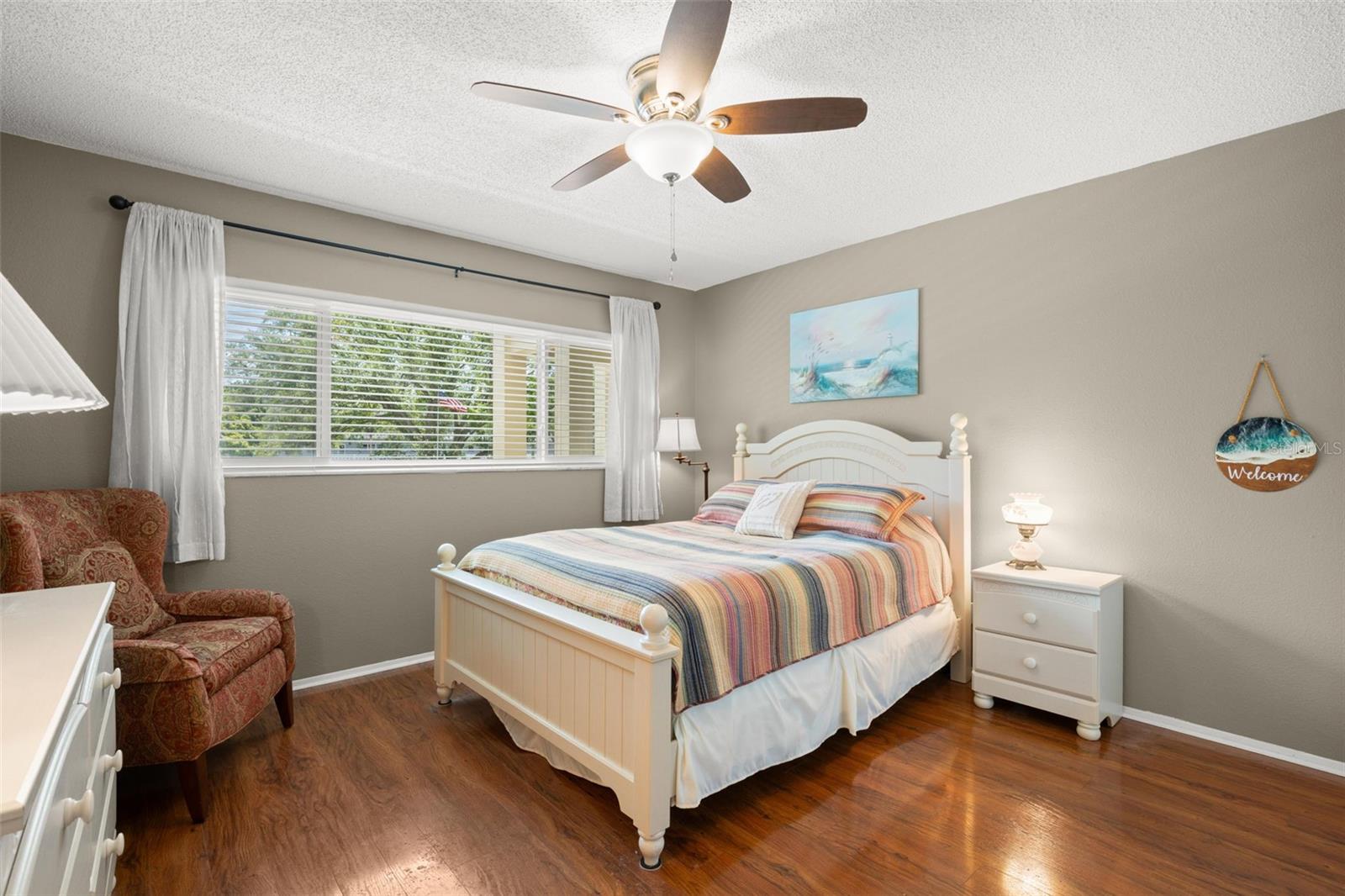 Image 24 of 38 For 2350 Haitian Drive 28