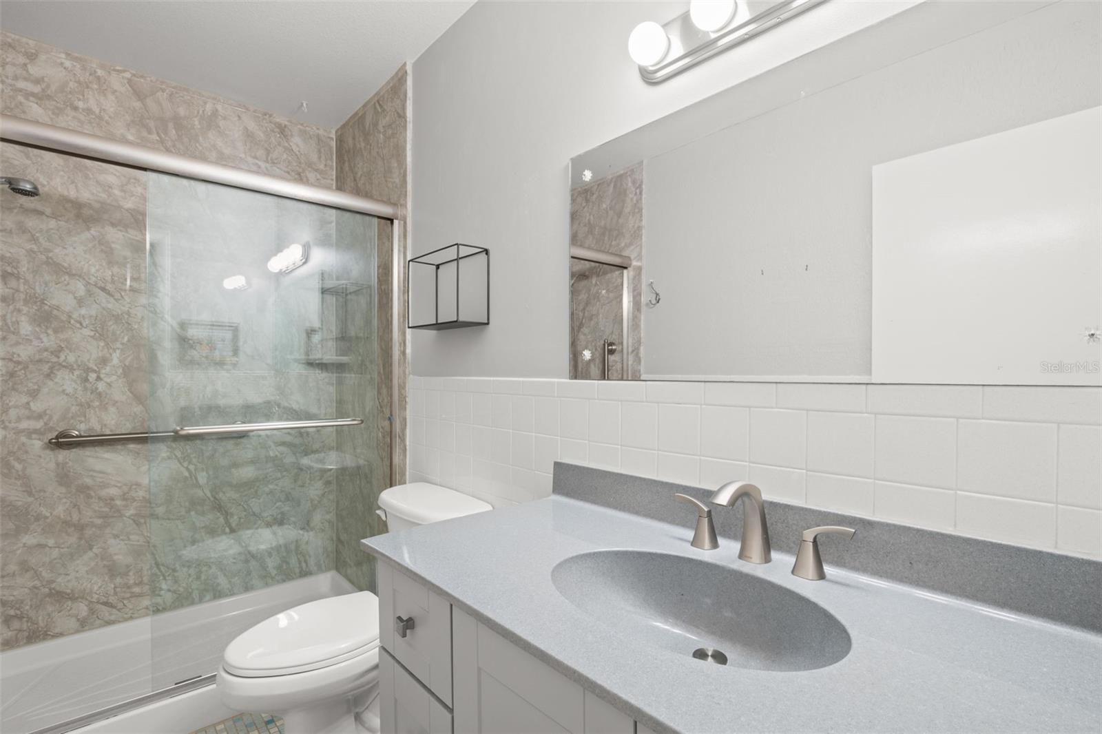 Image 27 of 38 For 2350 Haitian Drive 28