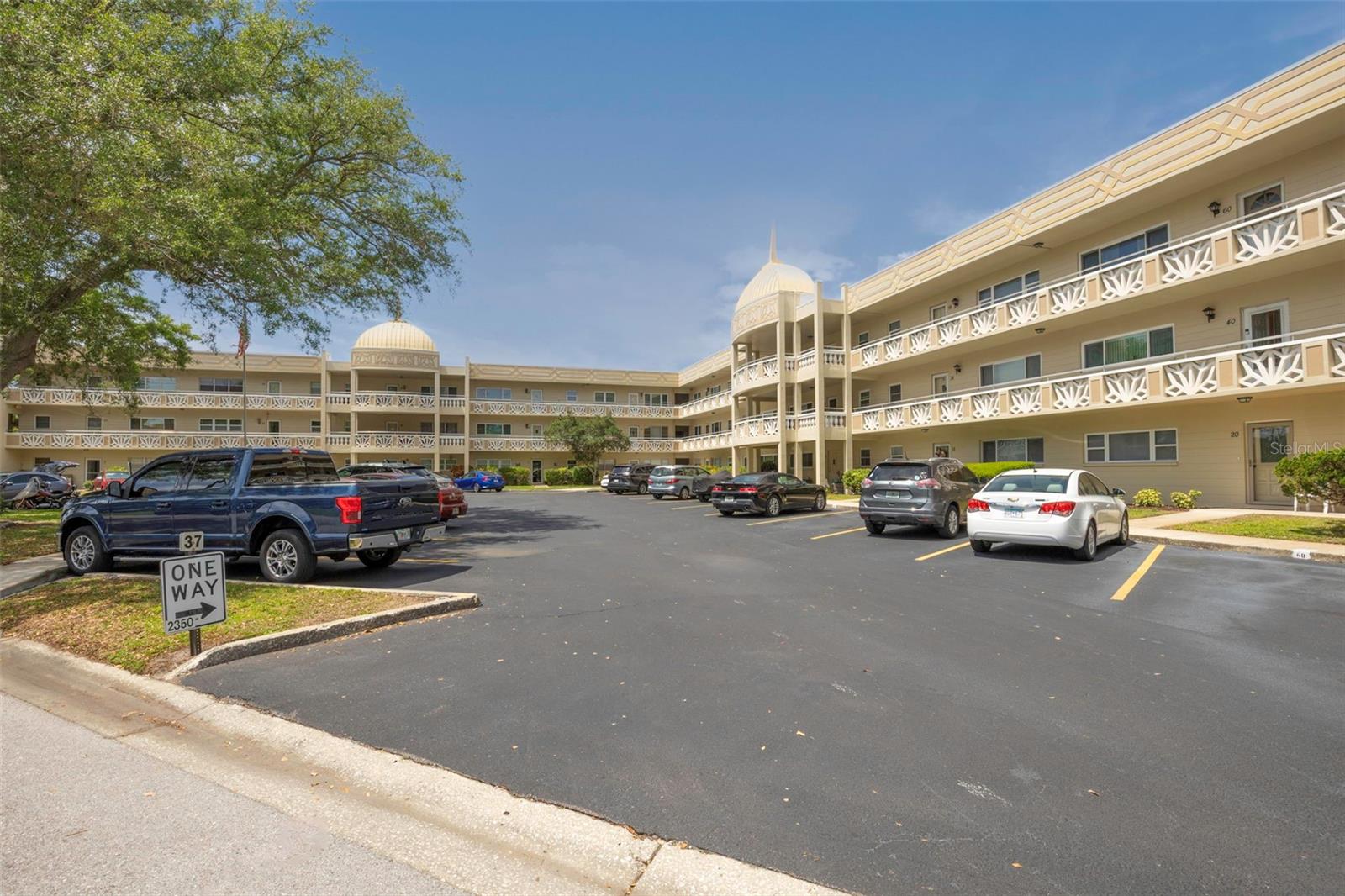 Image 3 of 38 For 2350 Haitian Drive 28