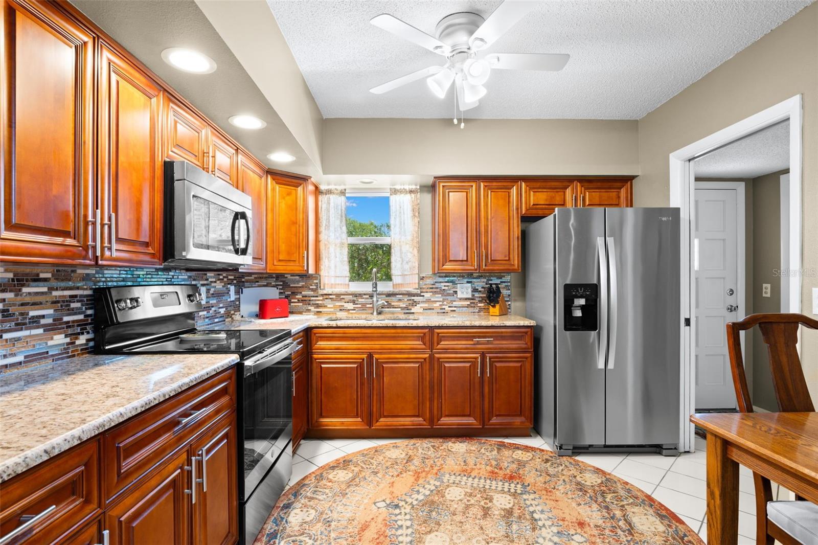 Image 7 of 38 For 2350 Haitian Drive 28