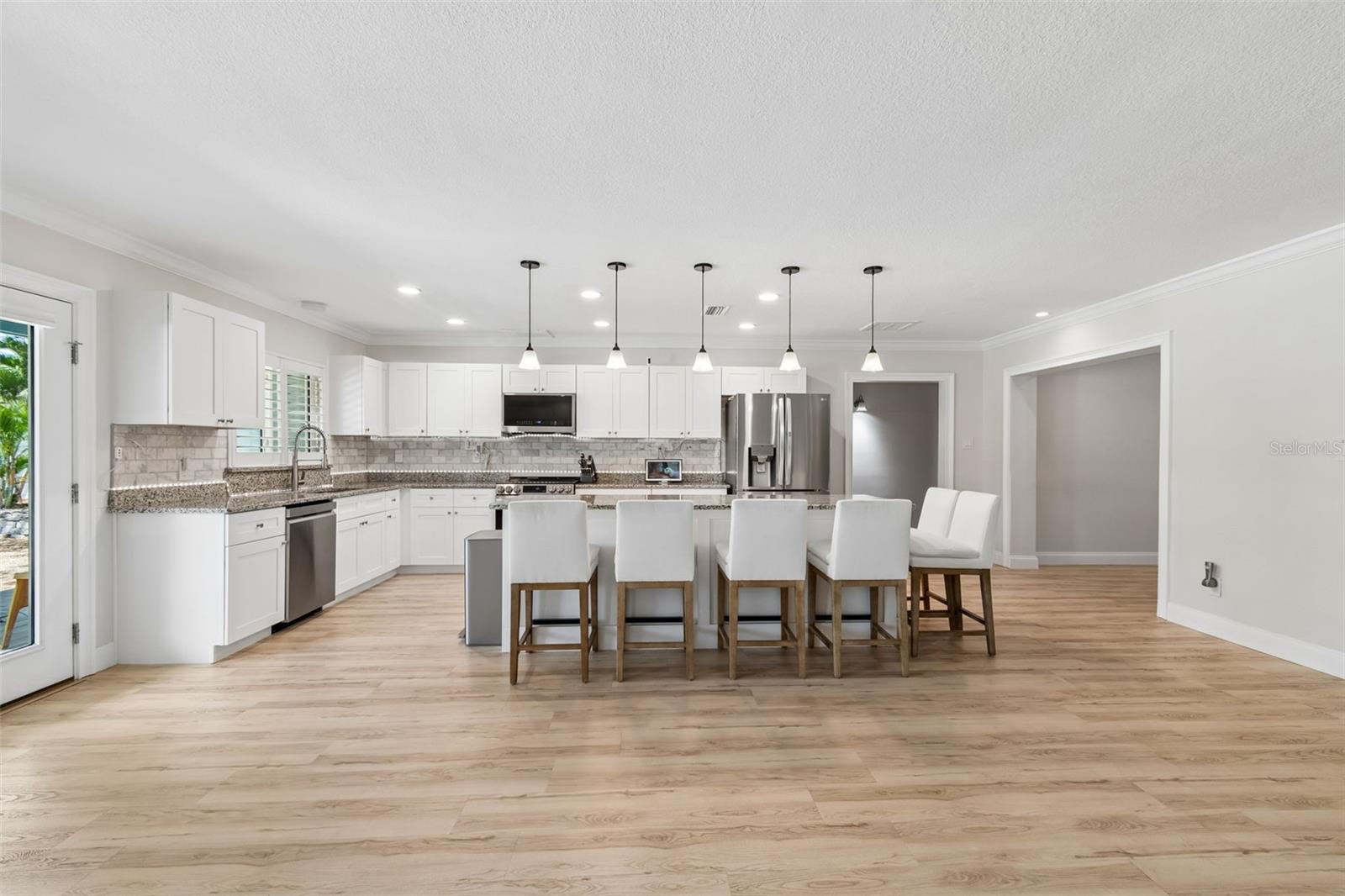 Image 17 of 78 For 8270 30th Avenue N