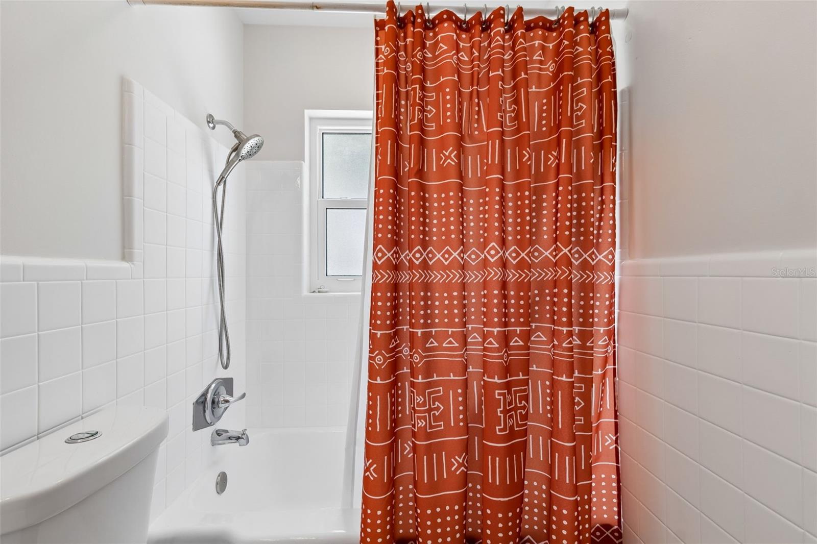 Image 43 of 78 For 8270 30th Avenue N