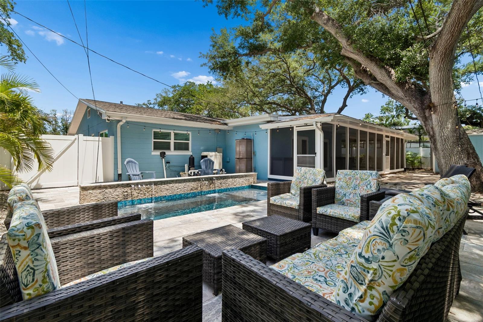 Image 64 of 78 For 8270 30th Avenue N