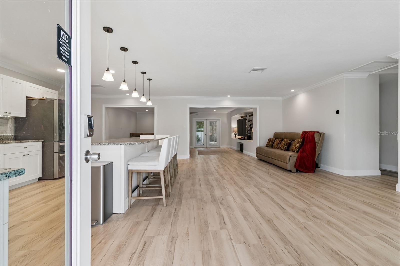 Image 7 of 78 For 8270 30th Avenue N