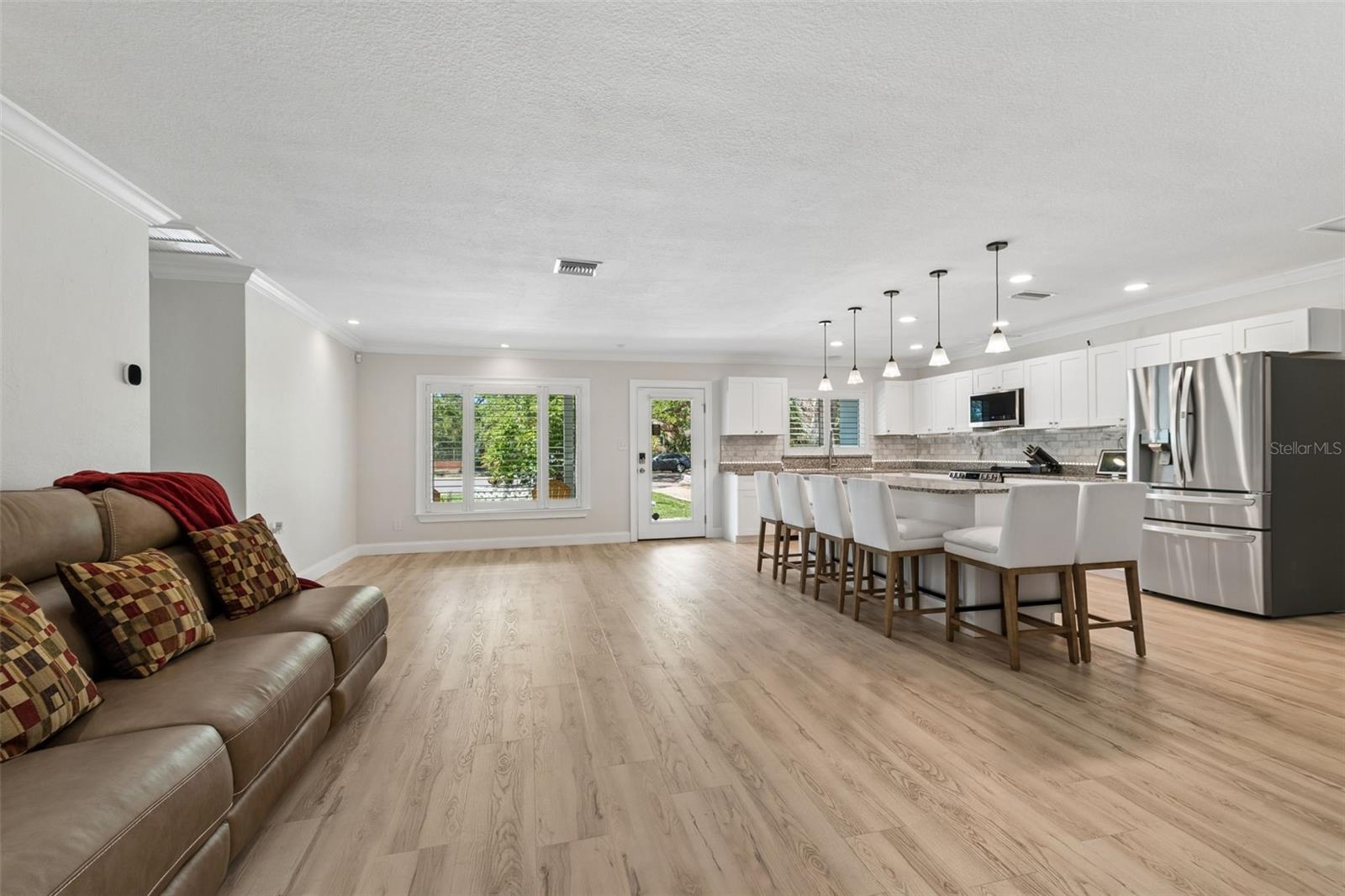 Image 8 of 78 For 8270 30th Avenue N