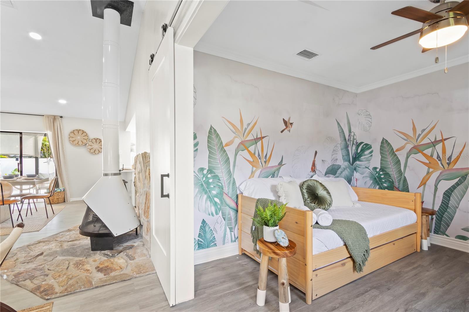 Image 4 of 54 For 1372 Tenby Way