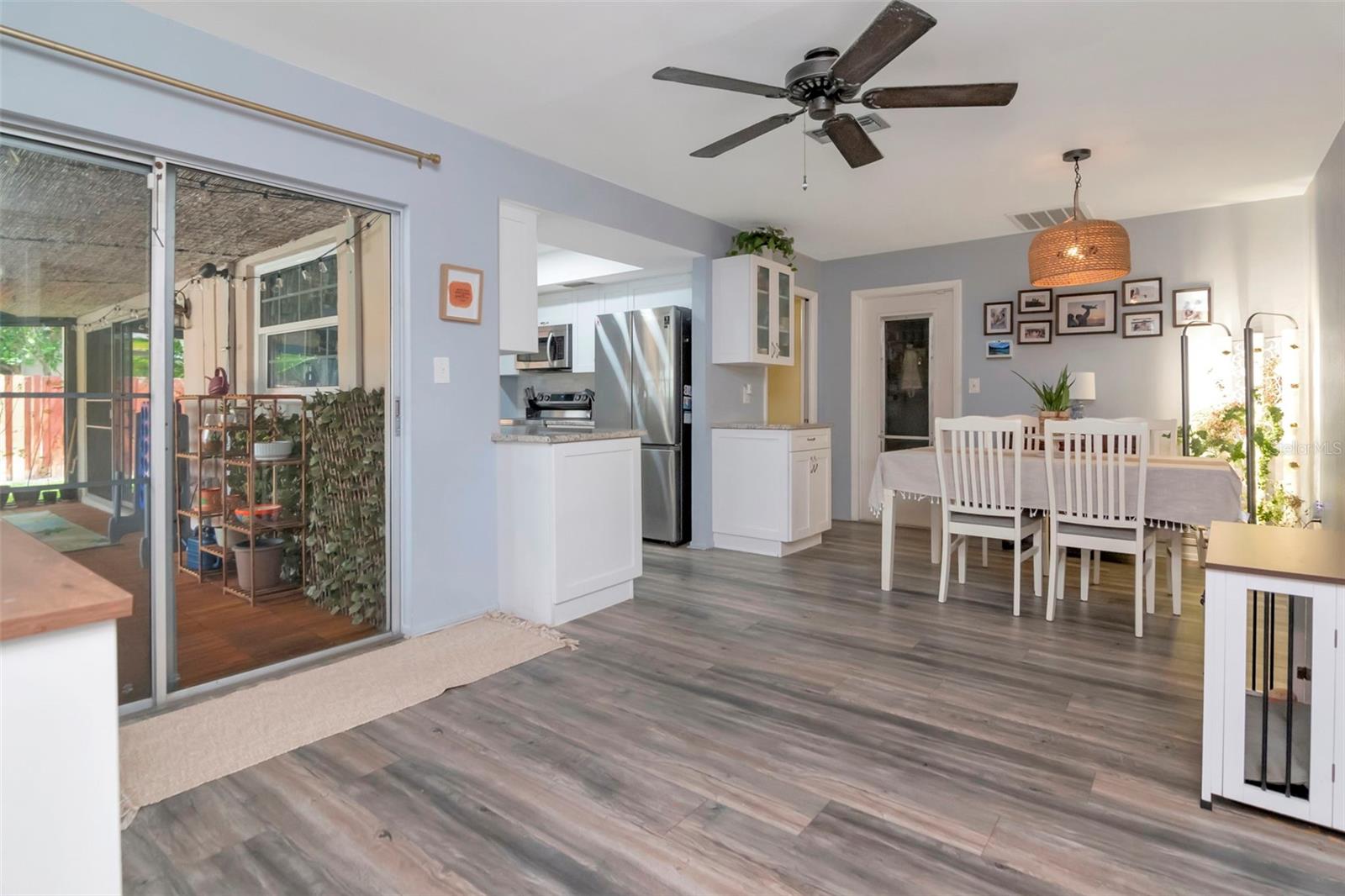 Image 11 of 33 For 2601 60th Avenue S