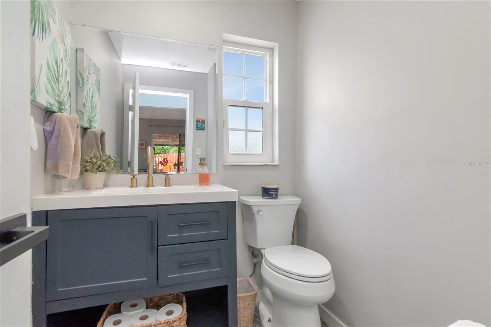 Image 18 of 33 For 2601 60th Avenue S