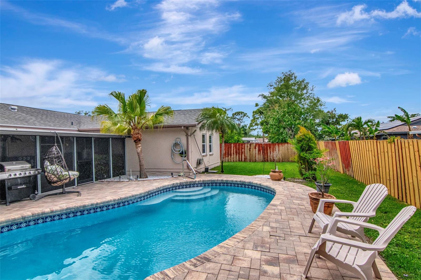 Image 4 of 33 For 2601 60th Avenue S