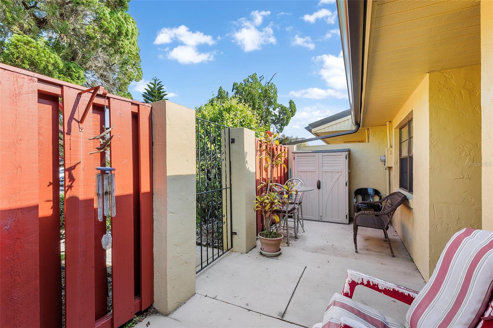 Image 3 of 22 For 665 Broadmoor Circle