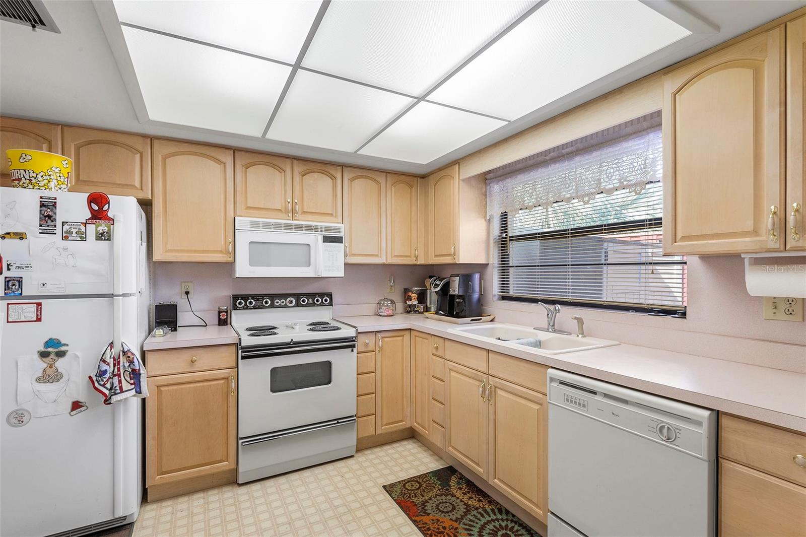 Image 5 of 22 For 665 Broadmoor Circle