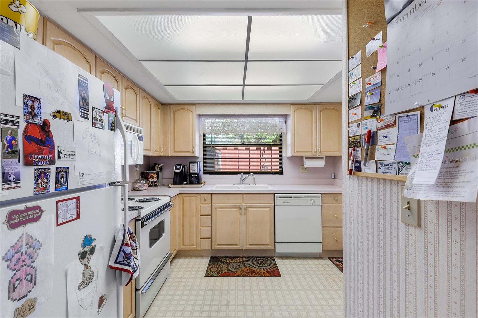 Image 6 of 22 For 665 Broadmoor Circle