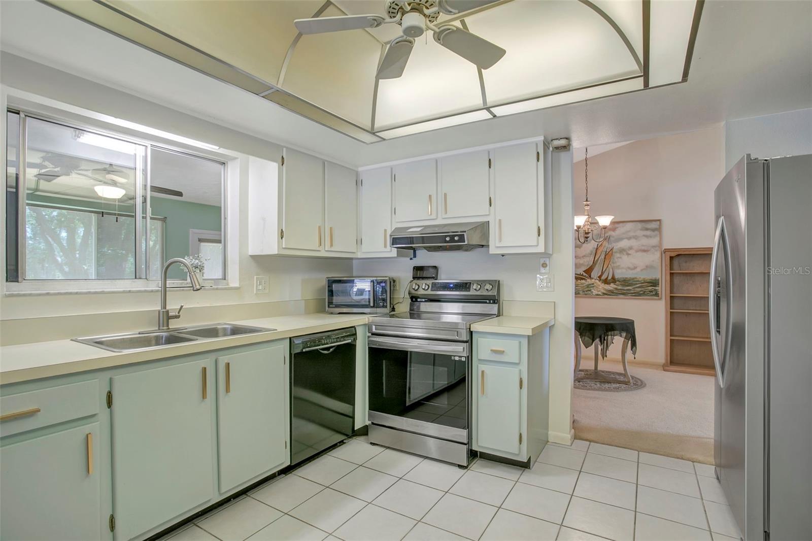 Image 10 of 26 For 5817 11th Avenue W