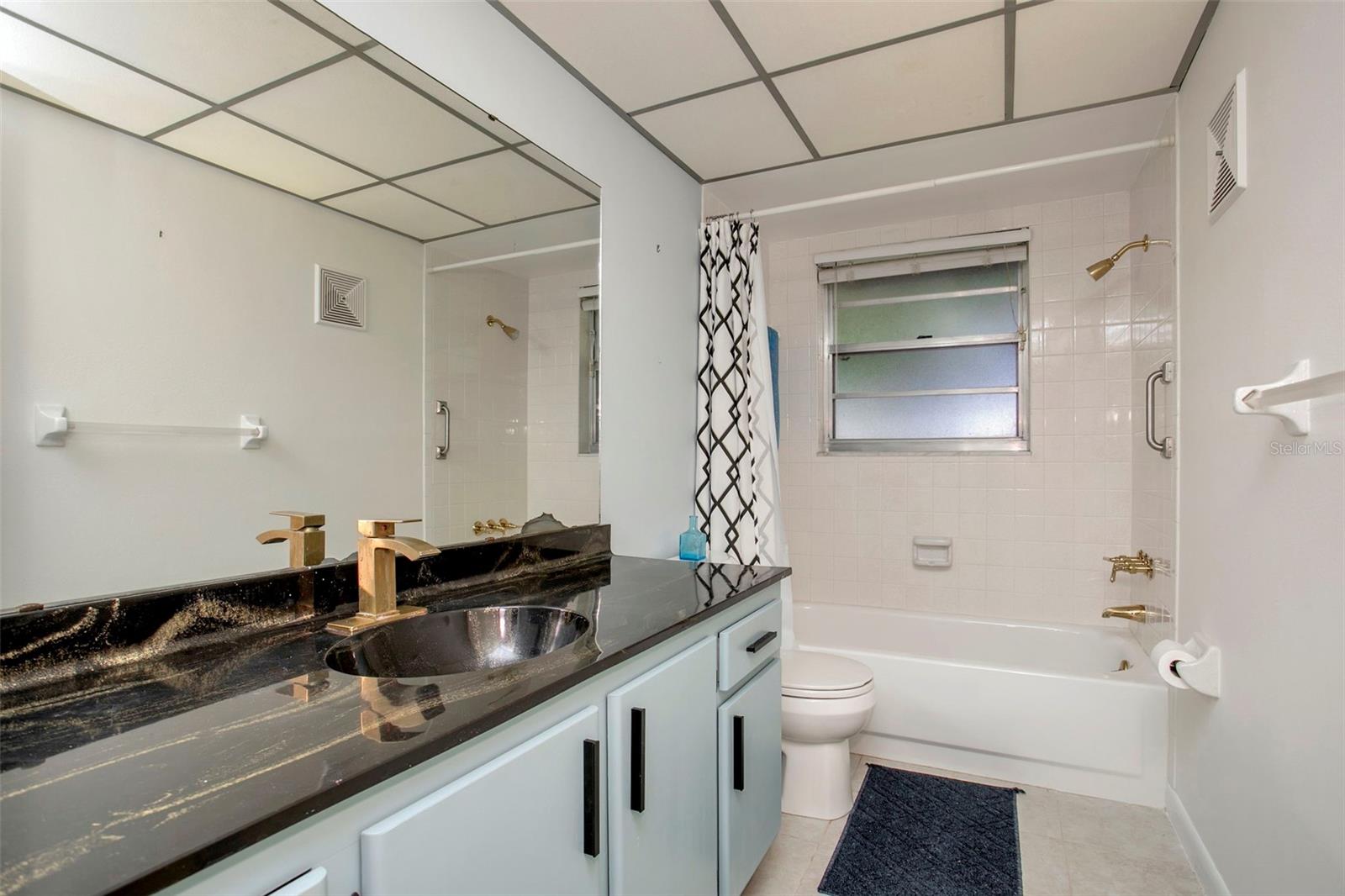 Image 12 of 26 For 5817 11th Avenue W