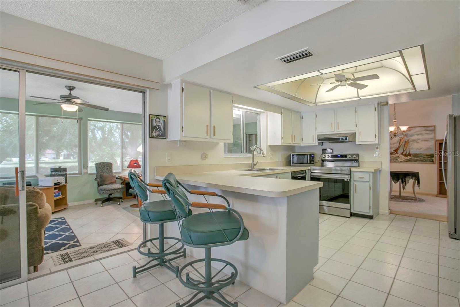 Image 9 of 26 For 5817 11th Avenue W