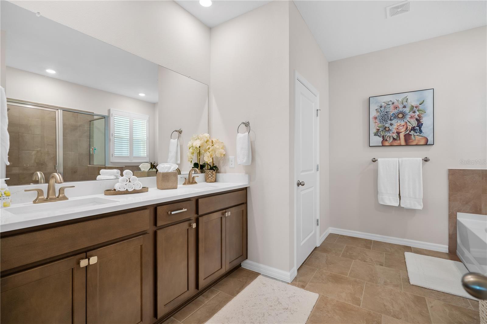 Image 16 of 31 For 32516 Osprey Peak Way