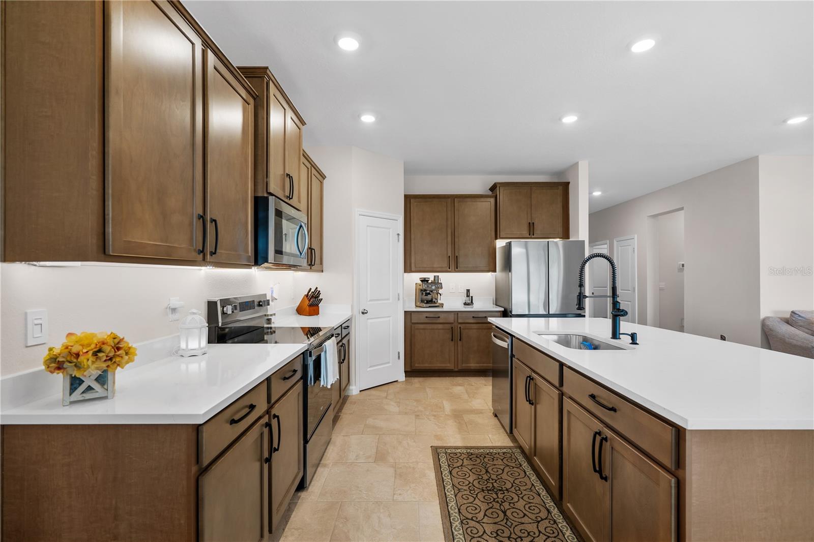 Image 6 of 31 For 32516 Osprey Peak Way