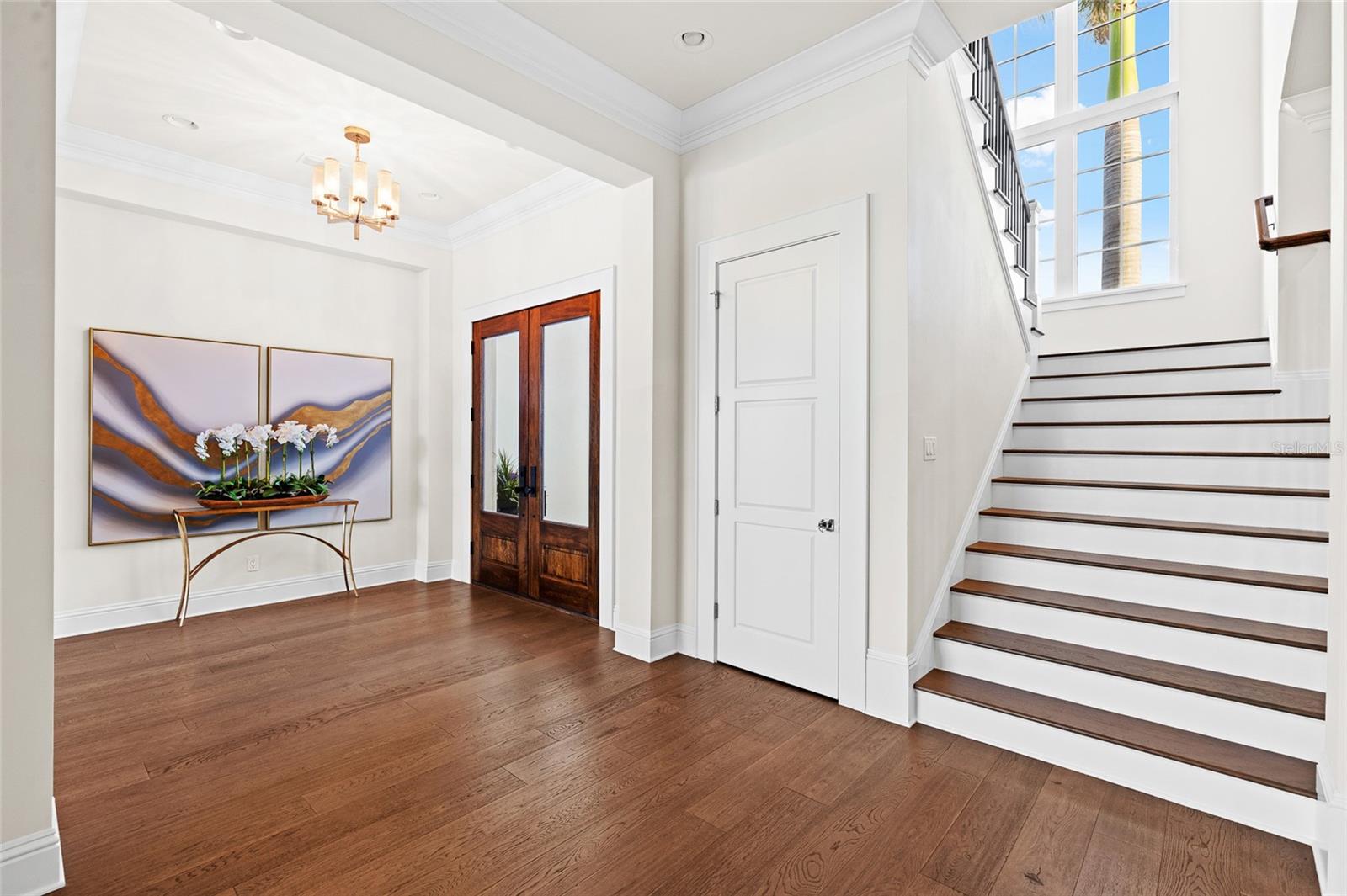 Image 10 of 93 For 5111 Homer Avenue