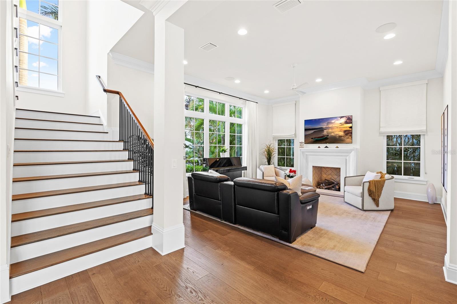 Image 13 of 93 For 5111 Homer Avenue