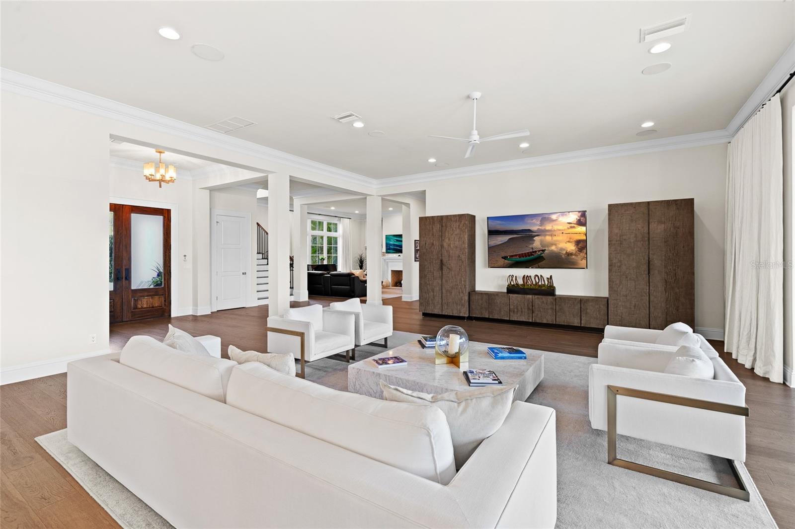 Image 17 of 93 For 5111 Homer Avenue