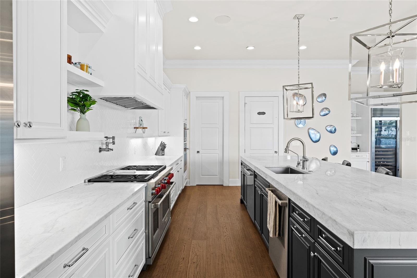 Image 23 of 93 For 5111 Homer Avenue