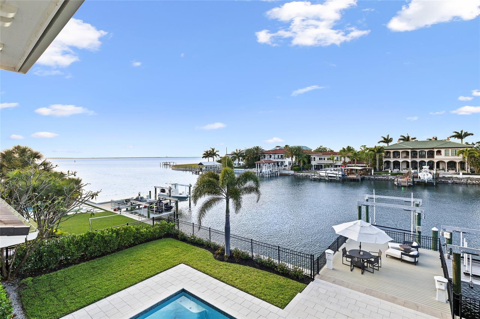 Image 39 of 93 For 5111 Homer Avenue