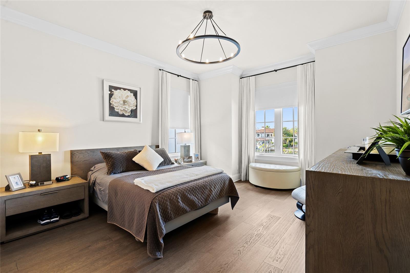 Image 48 of 93 For 5111 Homer Avenue