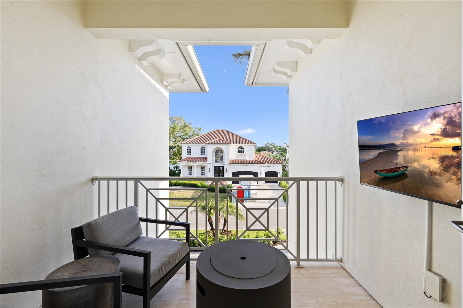 Image 55 of 93 For 5111 Homer Avenue