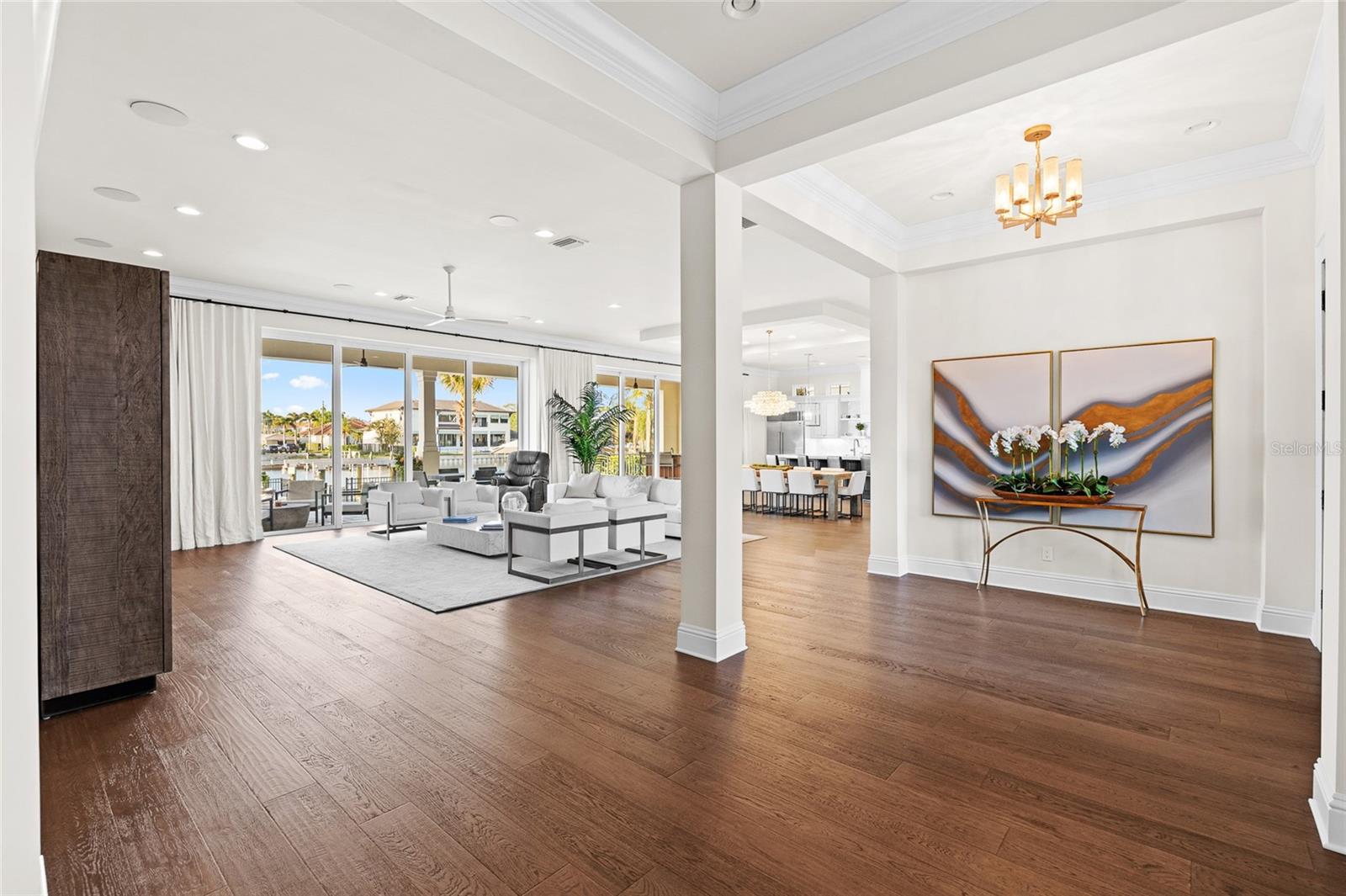 Image 9 of 93 For 5111 Homer Avenue