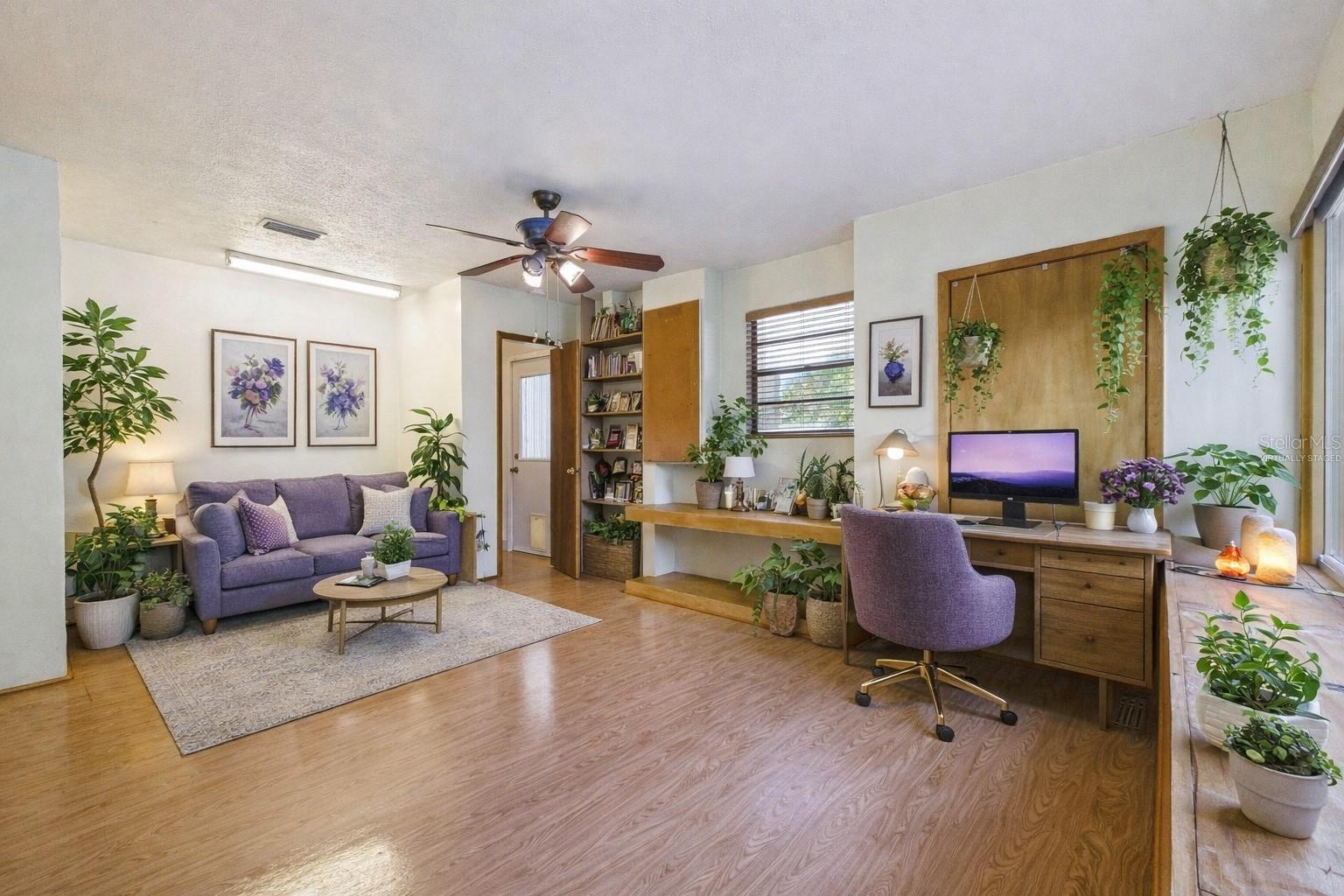 Image 22 of 54 For 38938 Tall Drive