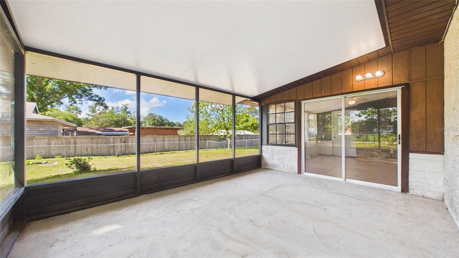 Image 43 of 54 For 38938 Tall Drive