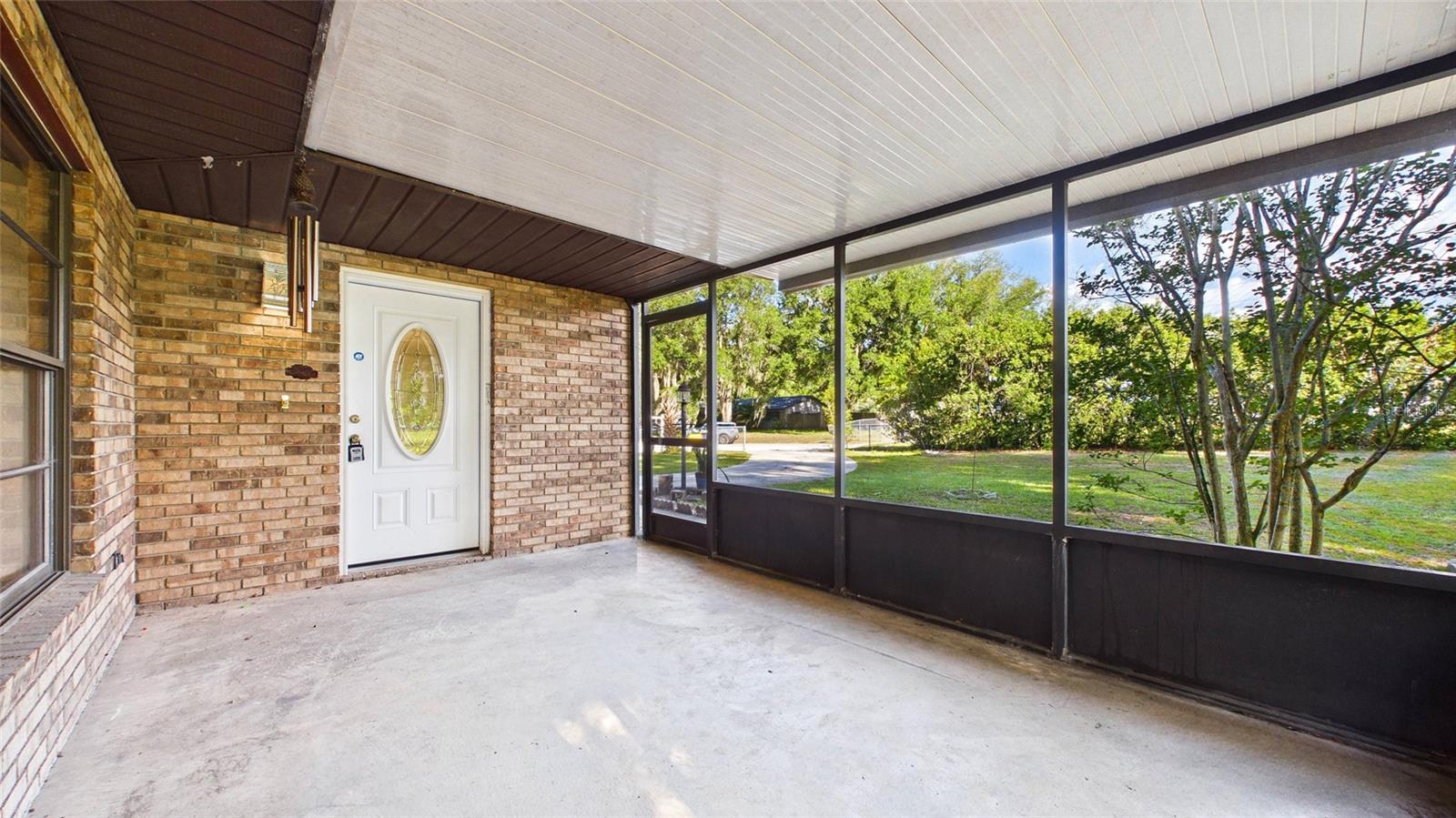 Image 6 of 54 For 38938 Tall Drive