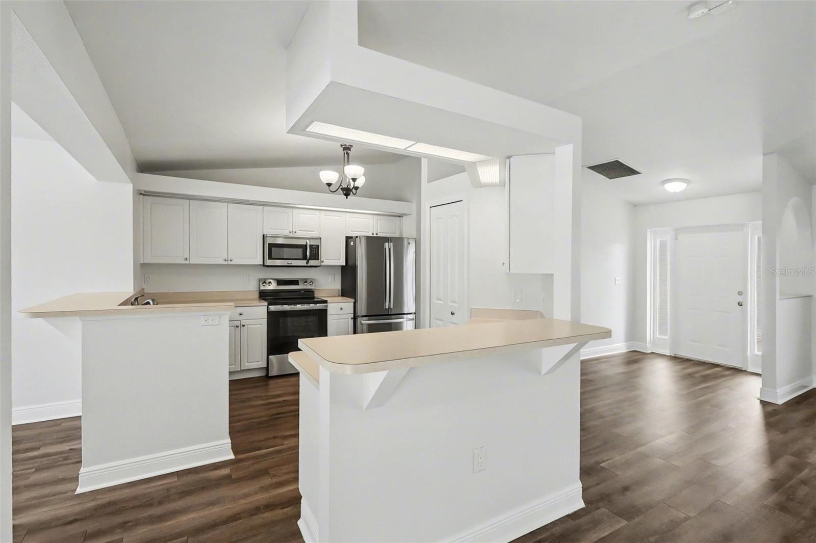 Image 13 of 29 For 1303 19th Street