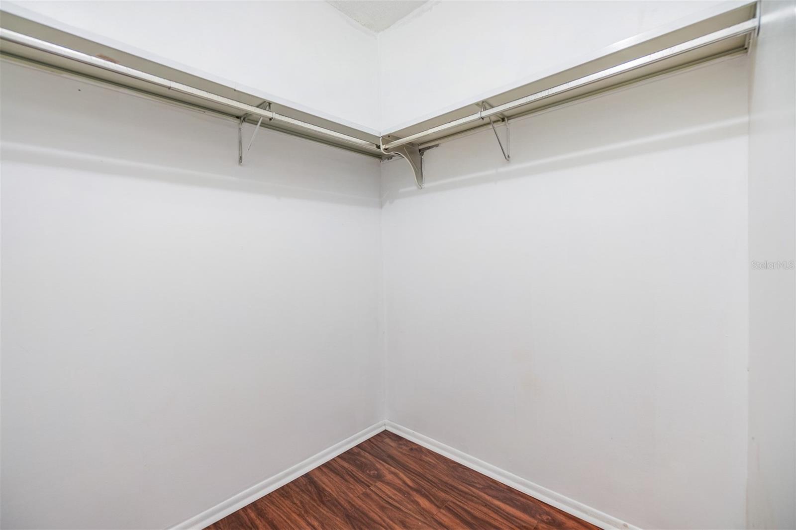 Image 16 of 25 For 701 Poinsettia Road 306