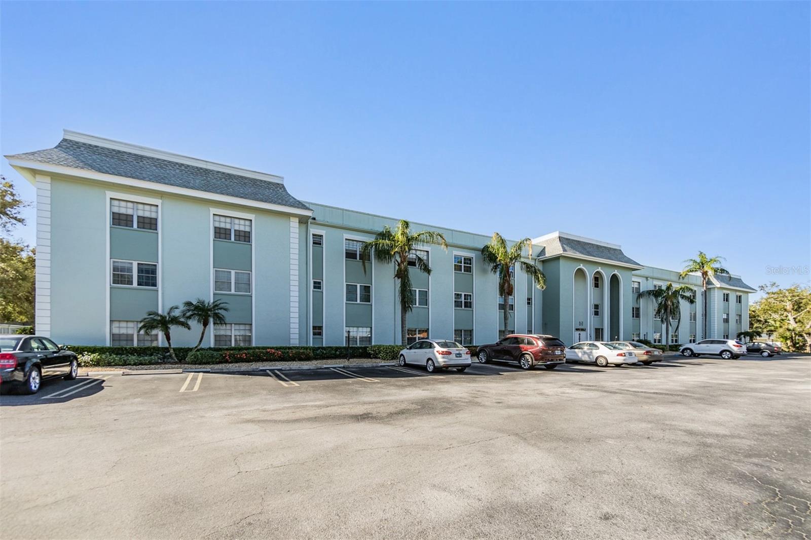 Image 22 of 25 For 701 Poinsettia Road 306